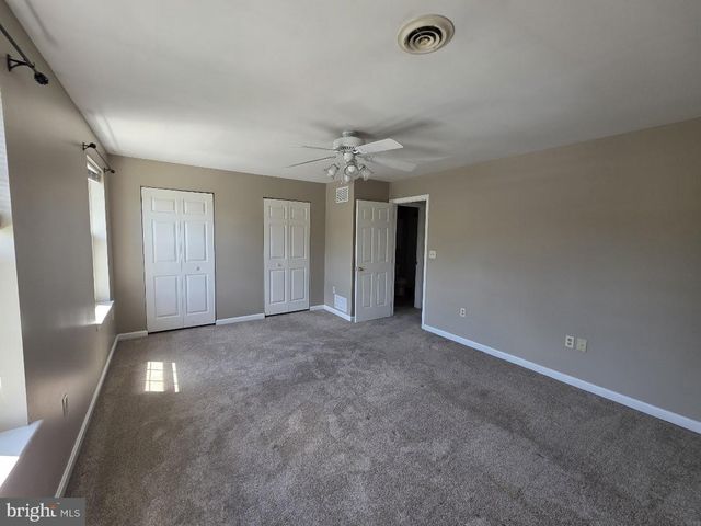 260 WHITE DOGWOOD DR, Etters, PA 17319