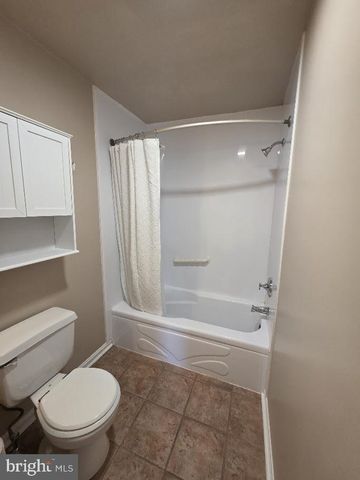 260 WHITE DOGWOOD DR, Etters, PA 17319