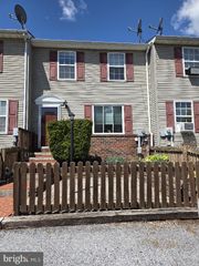 260 WHITE DOGWOOD DR, Etters, PA 17319