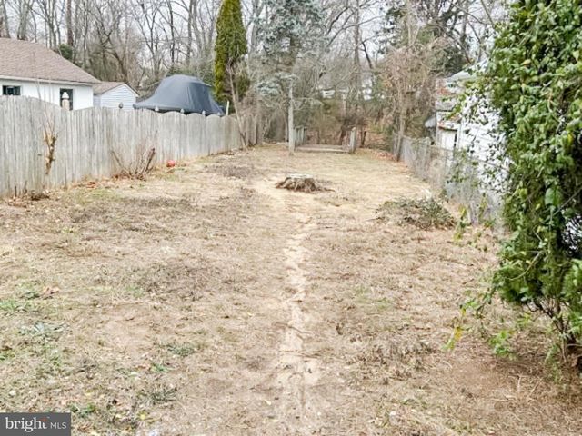 58 MANALAPAN RD, Spotswood, NJ 08884