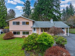23207 45th Avenue W, Mountlake Terrace, WA 98043