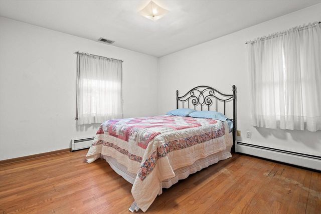 3628 Country LANE, Mount Pleasant, WI 53405