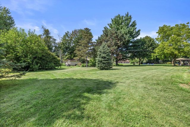 3628 Country LANE, Mount Pleasant, WI 53405
