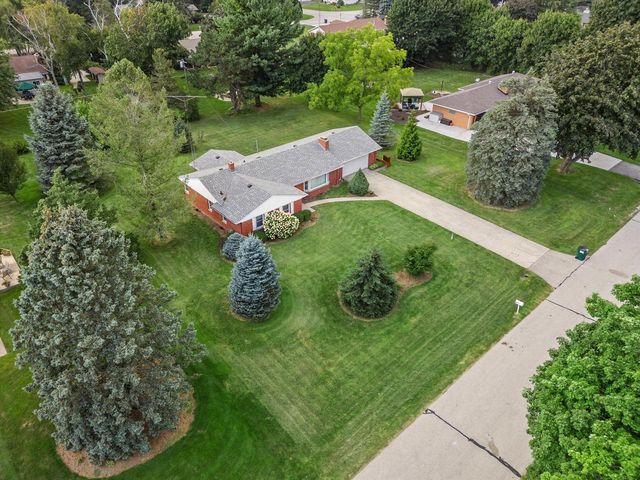 3628 Country LANE, Mount Pleasant, WI 53405
