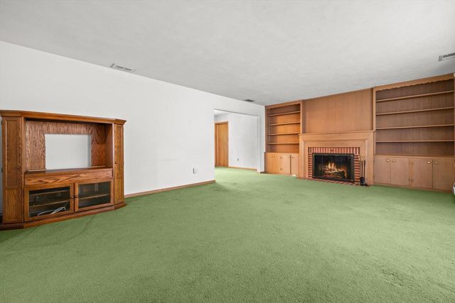 3628 Country LANE, Mount Pleasant, WI 53405
