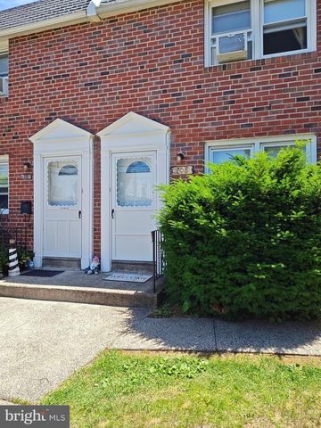 208 N SYLVANIA AVE, Jenkintown, PA 19046