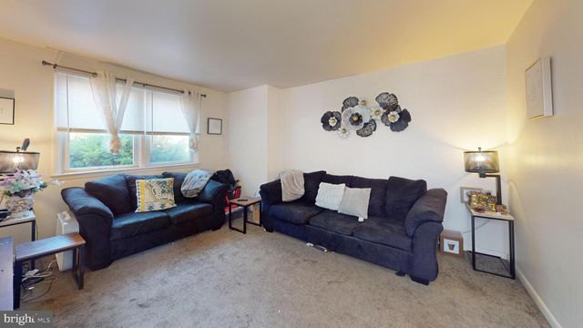 208 N SYLVANIA AVE, Jenkintown, PA 19046