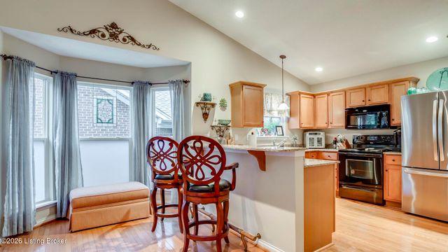 3820 Jean Cain Pl, Louisville, KY 40245