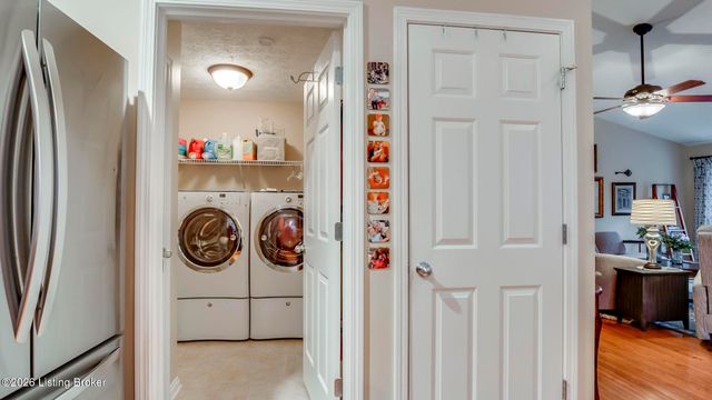 3820 Jean Cain Pl, Louisville, KY 40245