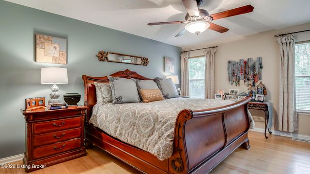 3820 Jean Cain Pl, Louisville, KY 40245