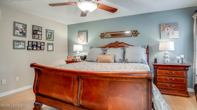 3820 Jean Cain Pl, Louisville, KY 40245