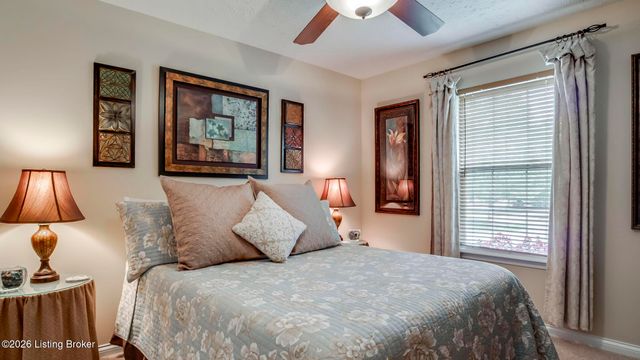 3820 Jean Cain Pl, Louisville, KY 40245