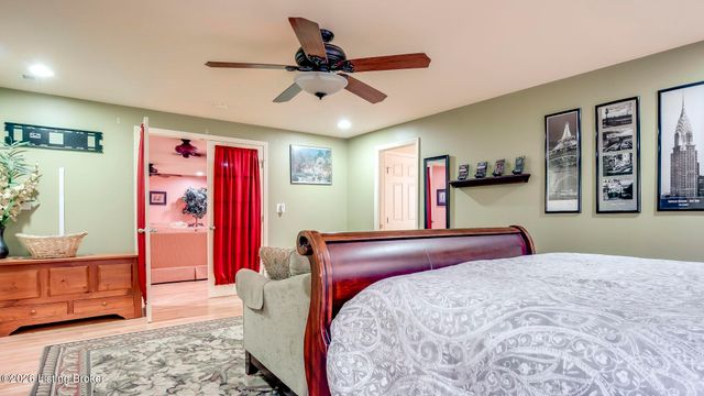 3820 Jean Cain Pl, Louisville, KY 40245