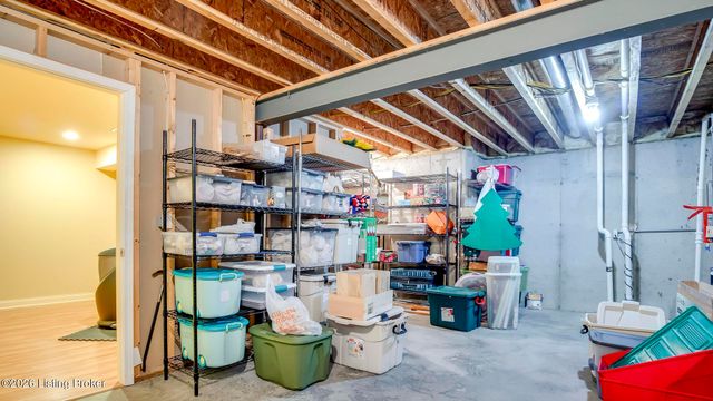 3820 Jean Cain Pl, Louisville, KY 40245