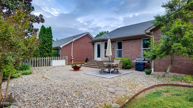 3820 Jean Cain Pl, Louisville, KY 40245