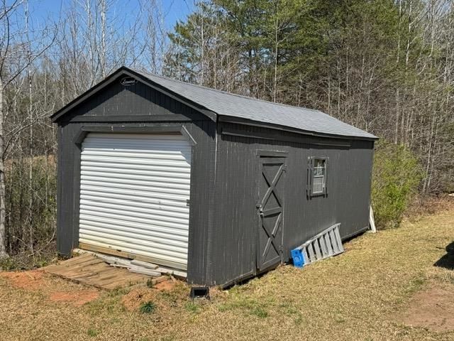 391 Monroe Bruce Farm Road, Campobello, SC 29322