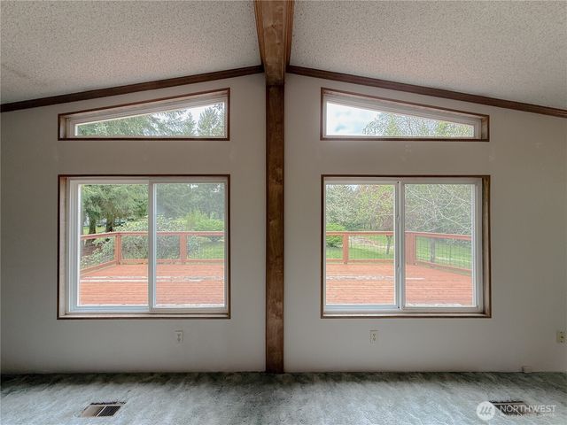 5010 Offut Lake Road SE, Tenino, WA 98589