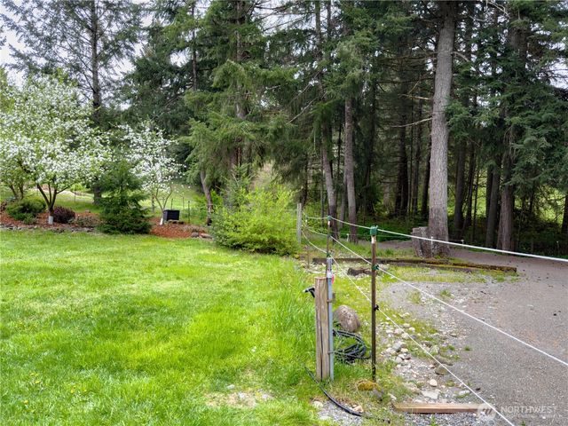 5010 Offut Lake Road SE, Tenino, WA 98589