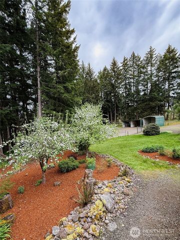 5010 Offut Lake Road SE, Tenino, WA 98589
