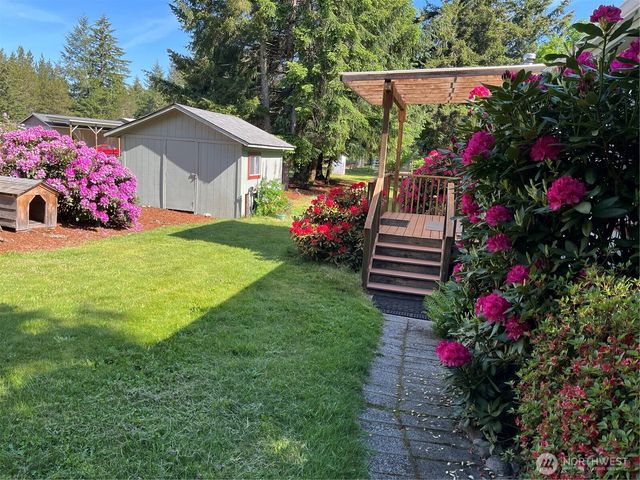 5010 Offut Lake Road SE, Tenino, WA 98589