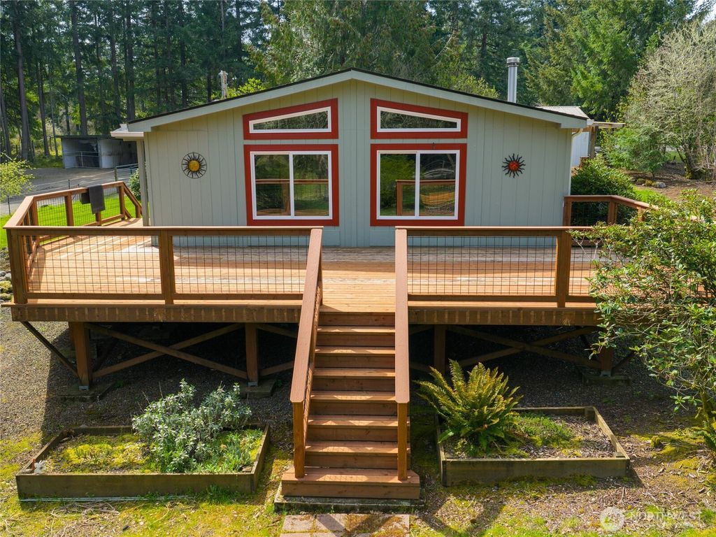 5010 Offut Lake Road SE, Tenino, WA 98589