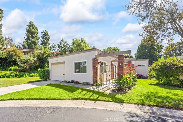 3401 Punta Alta, Laguna Woods, CA 92637