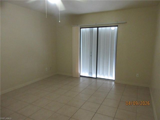 1218 NE 8th TER, Cape Coral, FL 33909