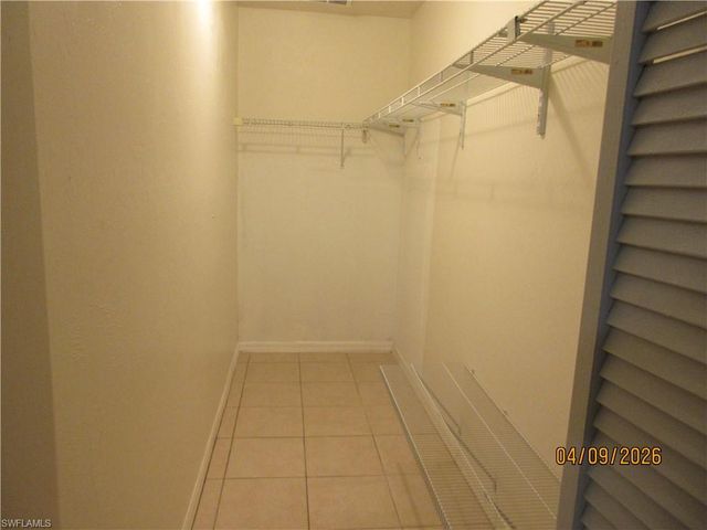 1218 NE 8th TER, Cape Coral, FL 33909