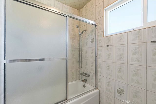 13435 Chase Street, Arleta, CA 91331