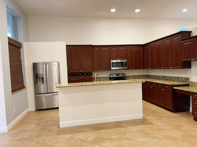 7808 NW 71ST Way, Parkland, FL 33067