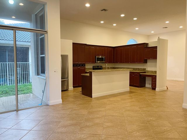 7808 NW 71ST Way, Parkland, FL 33067