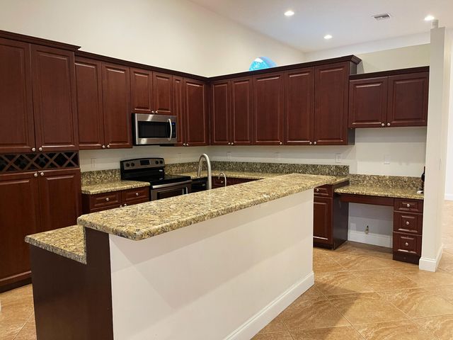 7808 NW 71ST Way, Parkland, FL 33067