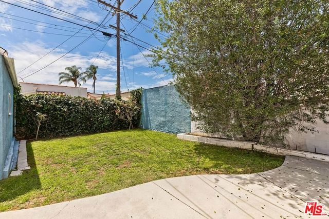 1110 W 80th Street, Los Angeles, CA 90044