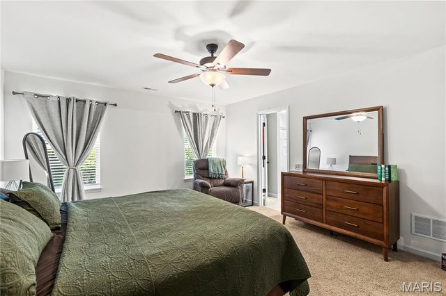60 Richmond Center Court, St Peters, MO 63376