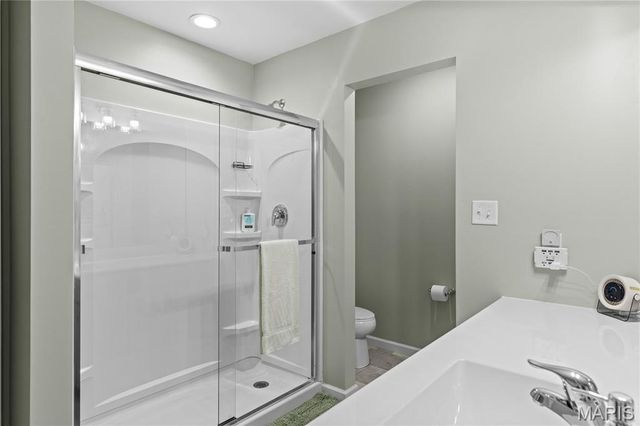 60 Richmond Center Court, St Peters, MO 63376