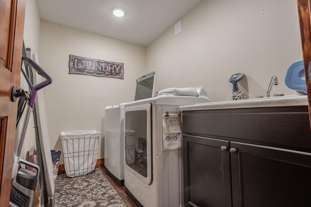 134 Little Creek Lane, Kimberling City, MO 65686