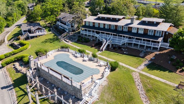 134 Little Creek Lane, Kimberling City, MO 65686
