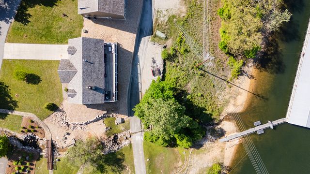 134 Little Creek Lane, Kimberling City, MO 65686