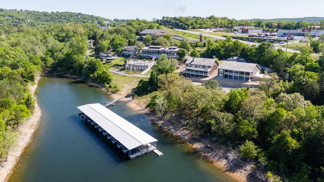 134 Little Creek Lane, Kimberling City, MO 65686