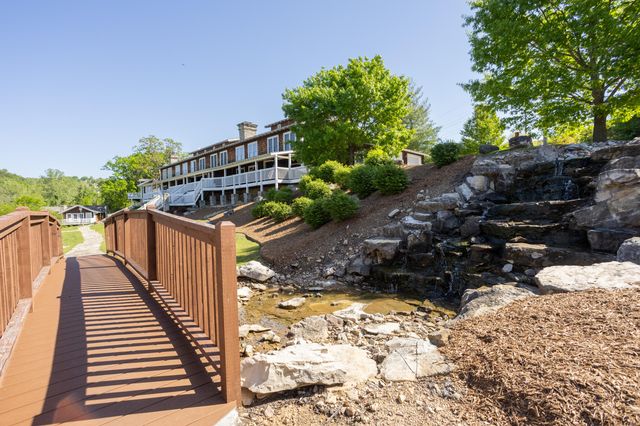 134 Little Creek Lane, Kimberling City, MO 65686