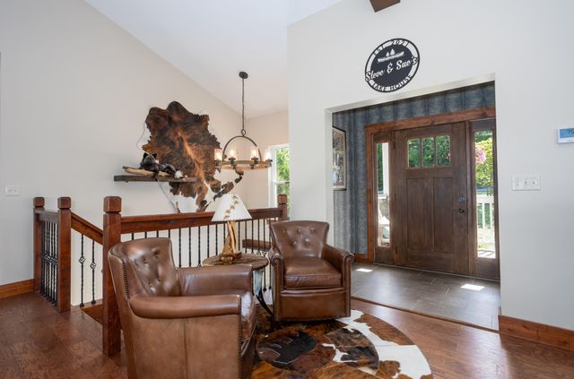 134 Little Creek Lane, Kimberling City, MO 65686