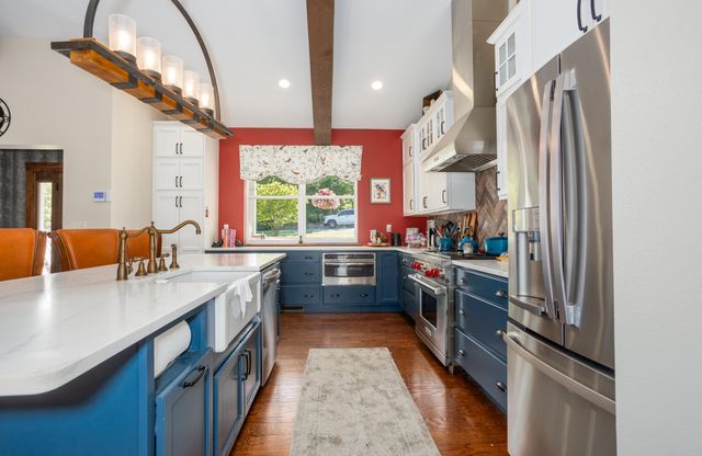 134 Little Creek Lane, Kimberling City, MO 65686