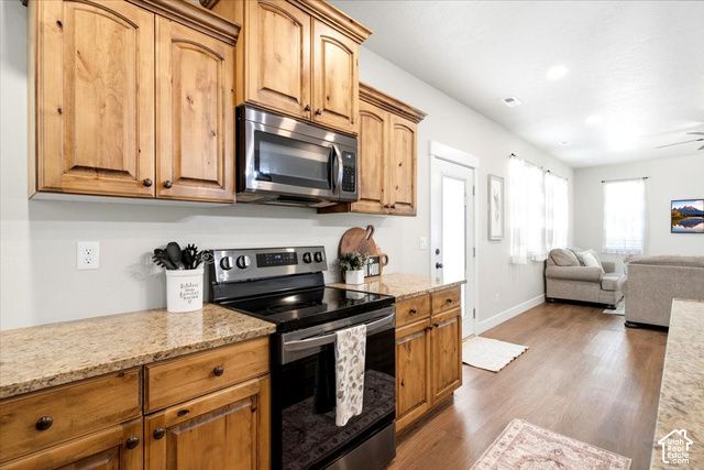 3034 S EDGEWATER LN., Syracuse, UT 84075