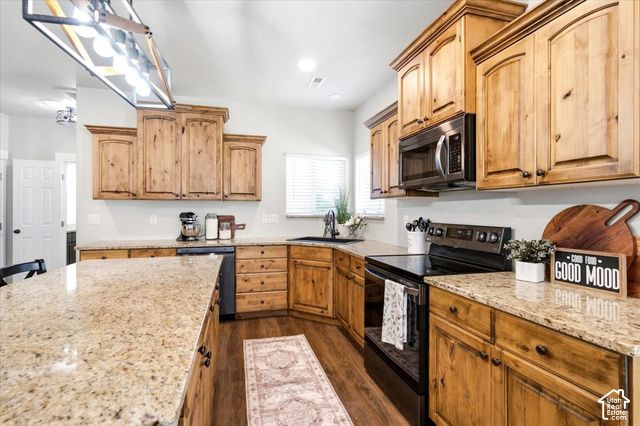 3034 S EDGEWATER LN., Syracuse, UT 84075