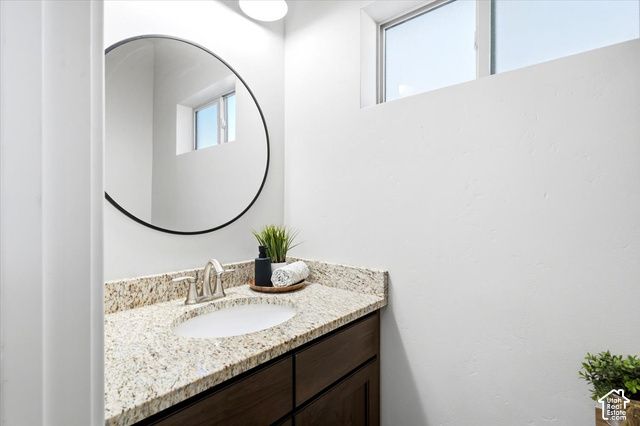 3034 S EDGEWATER LN., Syracuse, UT 84075