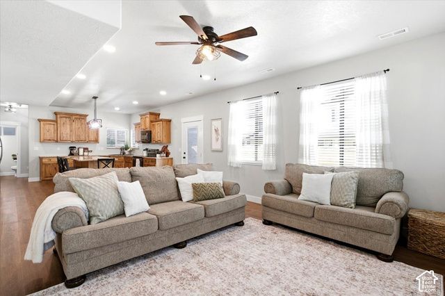 3034 S EDGEWATER LN., Syracuse, UT 84075