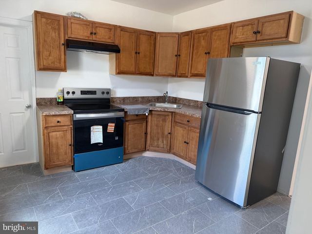 577 BILLINGS AVE, Paulsboro, NJ 08066