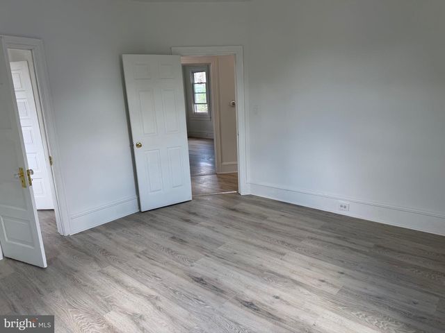 577 BILLINGS AVE, Paulsboro, NJ 08066