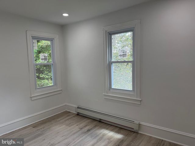 577 BILLINGS AVE, Paulsboro, NJ 08066