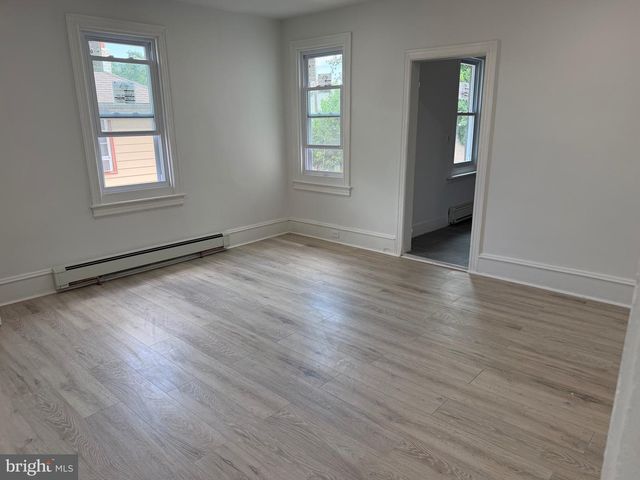 577 BILLINGS AVE, Paulsboro, NJ 08066